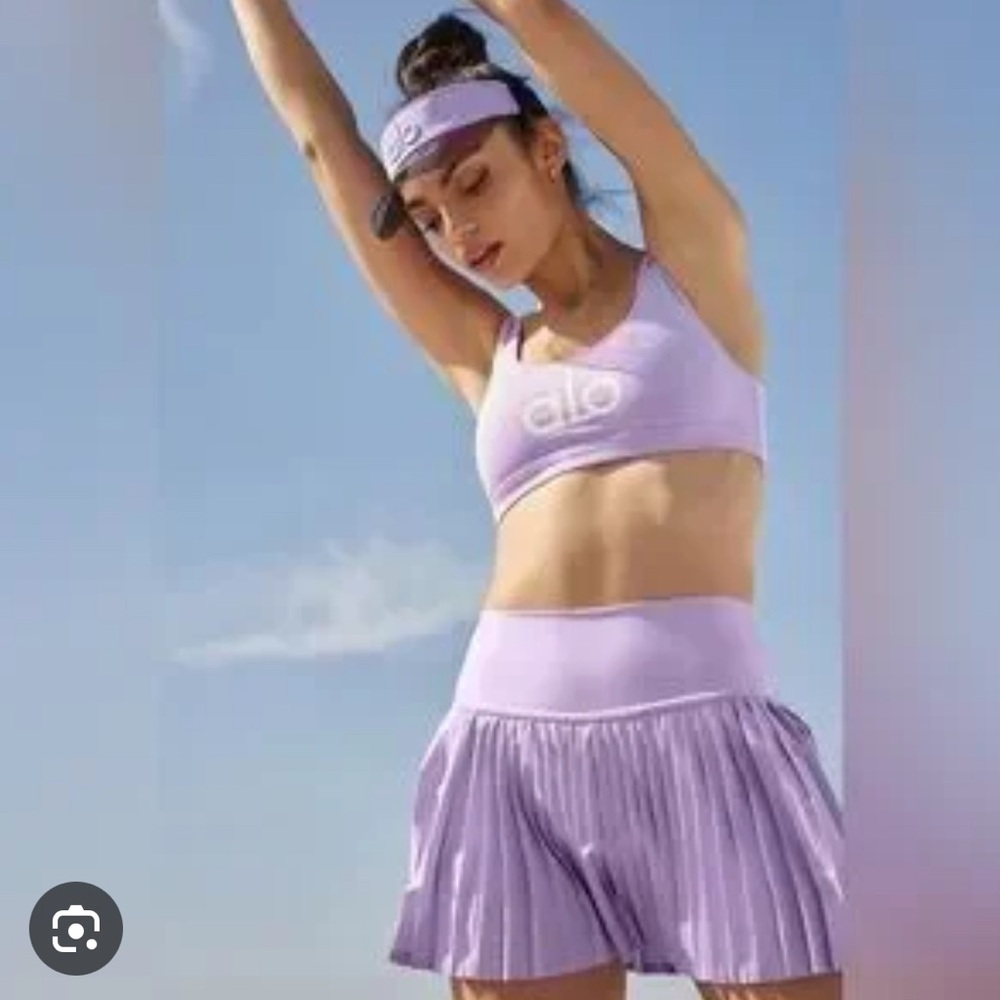 Alo Yoga Lavender Sports